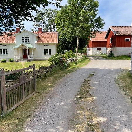 Backgardens Timmerstuga Falkoping Bagian luar foto